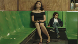 The Kindergarten Teacher: online il trailer del film con Maggie Gyllenhaal