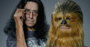 Addio a Peter Mayhew: si è spento a 74 anni il Chewbacca di Star Wars