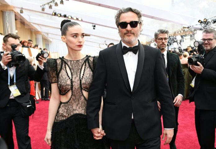 Joaquin Phoenix e Rooney Mara